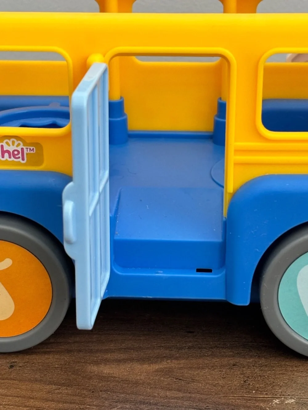 Ms. Rachel Official First Learning Electronic School Bus 2 Figures Toddler Toy